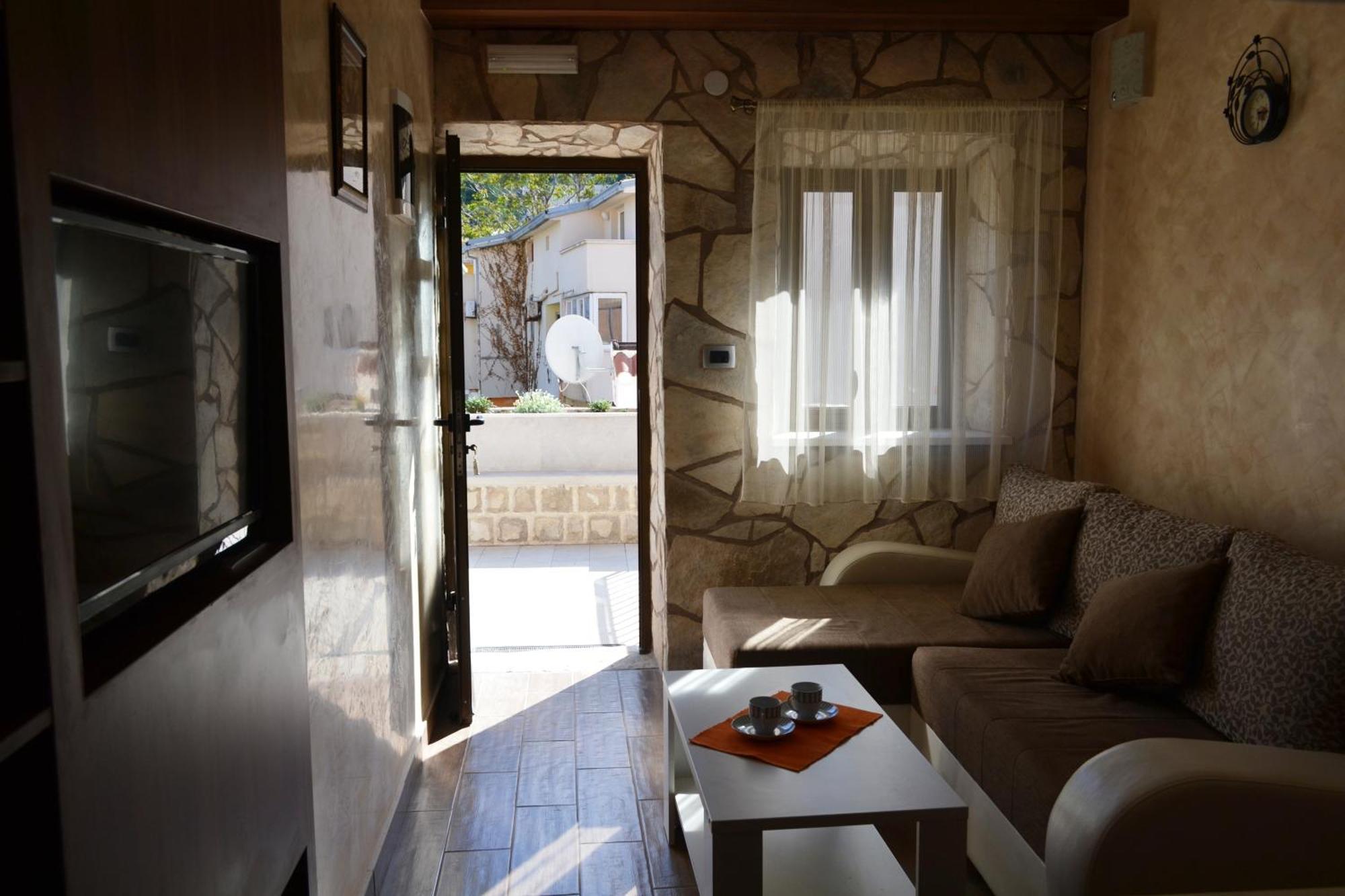 Lanterna Apartments コトル 部屋 写真