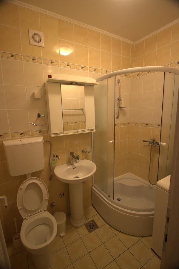 Lanterna Apartments コトル エクステリア 写真